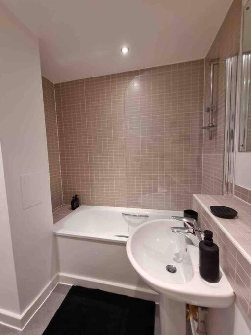 런던 Charming Studio In Bricklane 아파트 외부 사진
